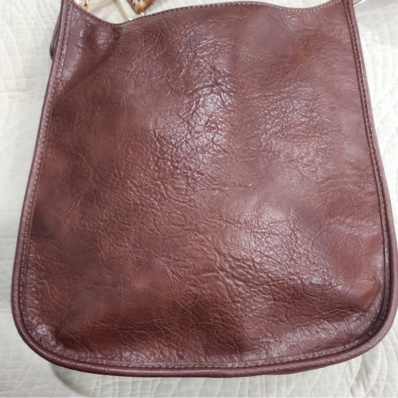 ah• dorned Wallet Median - Picture 3 of 6